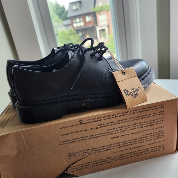 Dr. Martens 6/111461 MONO SMOOTH LEATHER OXFORD SHOES size 8 BNWB (no lid) - Picture 4 of 9